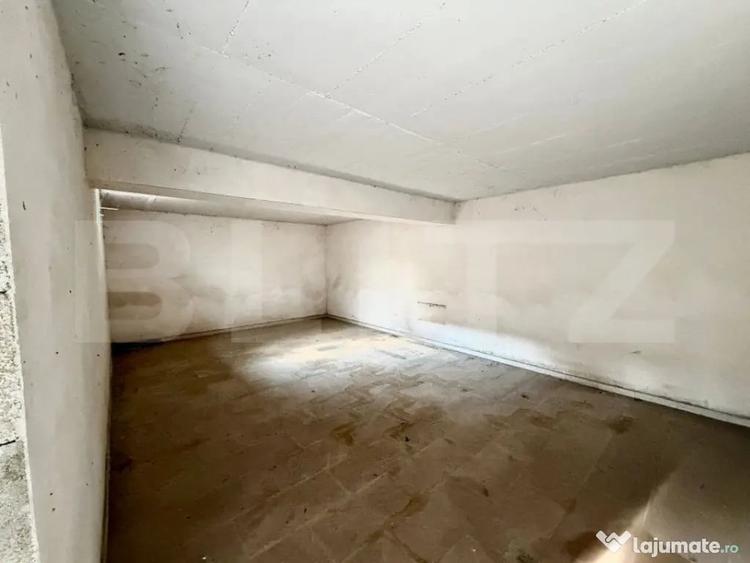 Casă cu 3 camere cu Teren 743 Mp în Ciugud