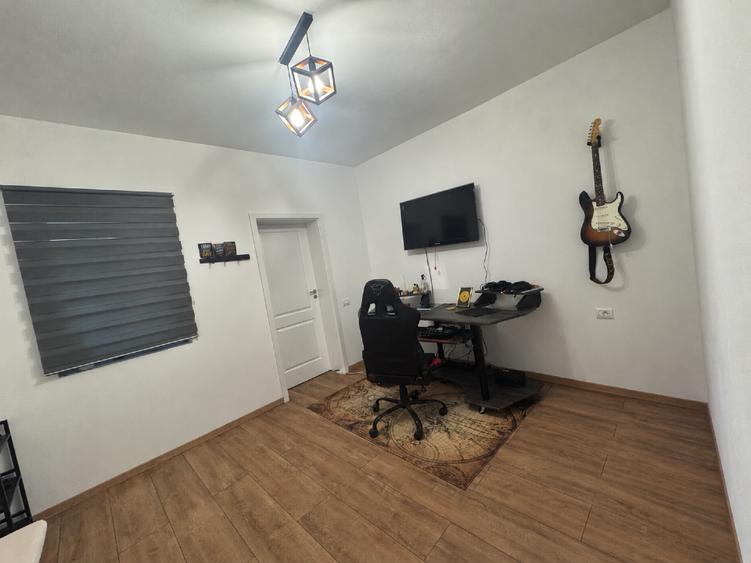 Duplex cu 3 camere cu Teren 335 Mp în Săcălaz