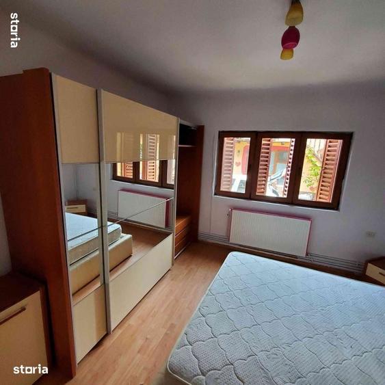 Casă cu 3 camere în Păulești