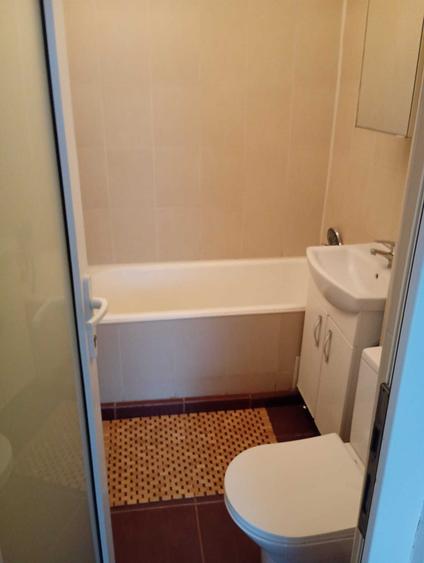 Apartament cu 2 camere semidecomandat în Dristor