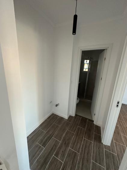 Proprietar, inchiriez apartament ultracentral, vis a vis tribunal, pretabil birouri. - 5