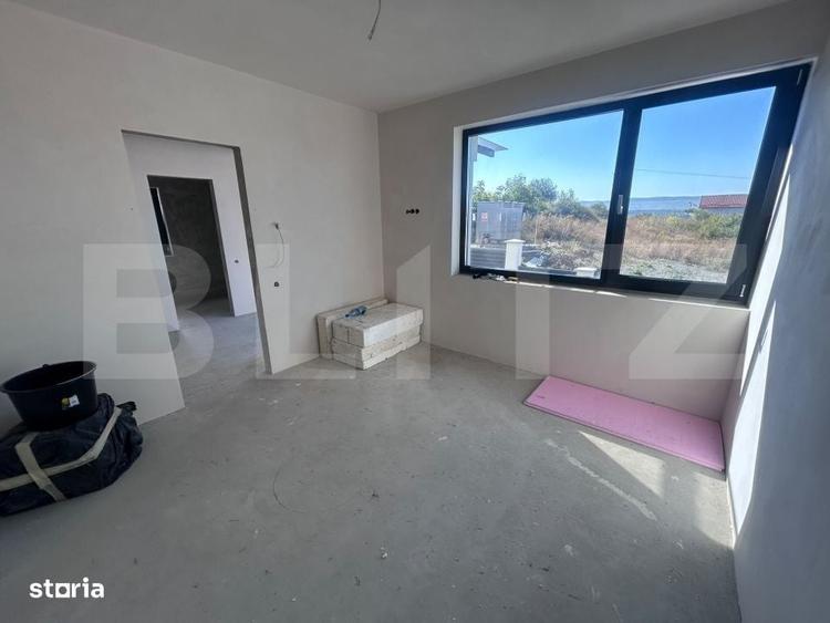 Casa de 214 mp, teren 458 mp, cu Vedere Panoramica in Dezmir - 7