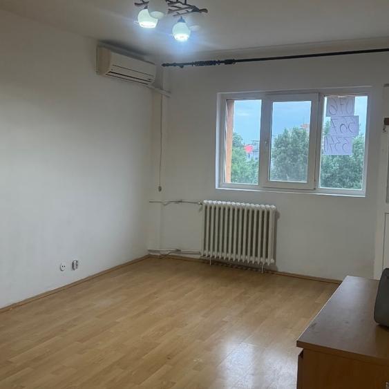 Garsonieră decomandată, mobilată în Rahova