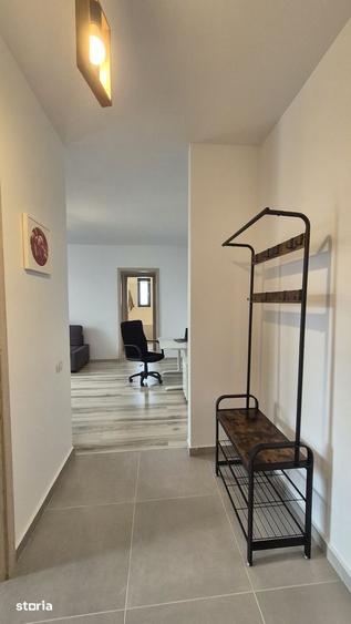 Apartament cu 2 camere semidecomandat, mobilat în Militari
