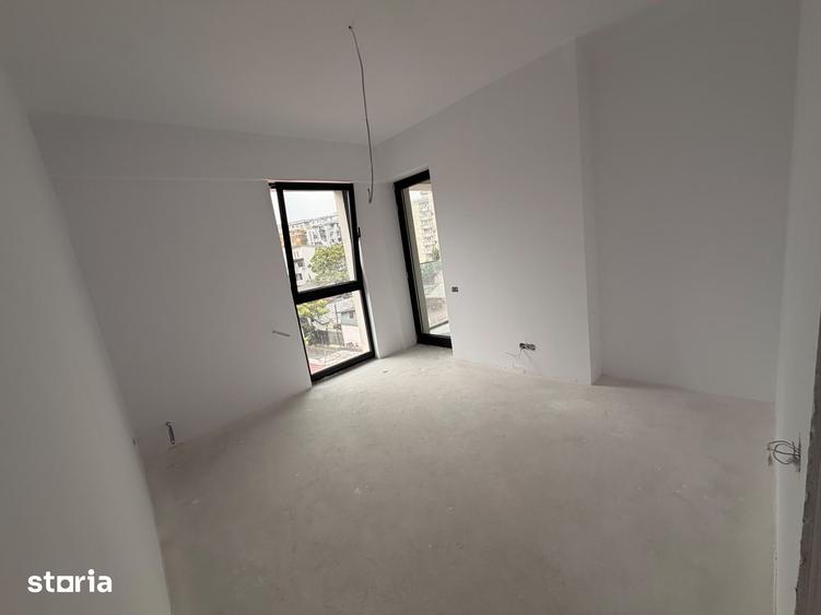 Apartament cu 3 camere în Centrul Civic