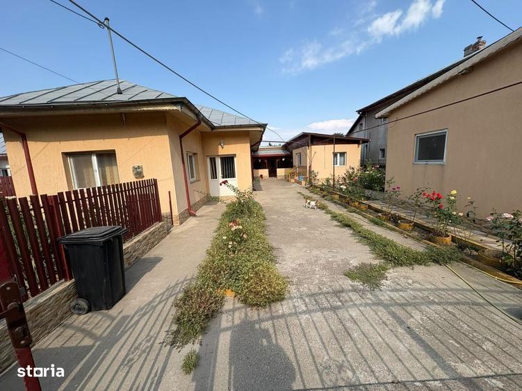 Casă cu 4 camere în Ciorogârla