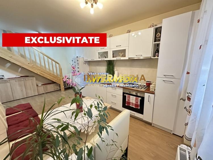 Apartament cu 2 camere decomandat, mobilat în Central