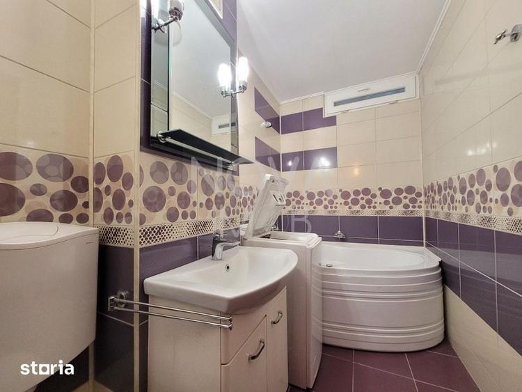 Apartament cu 3 camere decomandat în Central — fotografia 3