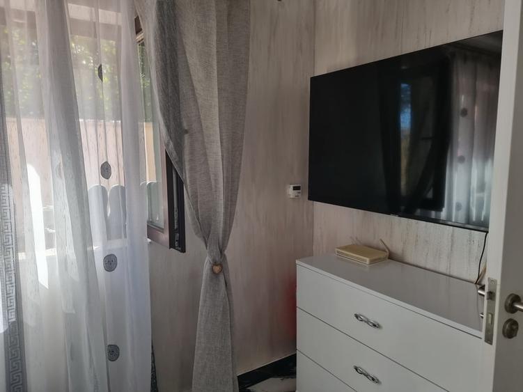Casă individuală cu 2 camere cu Canalizare în Micro 4