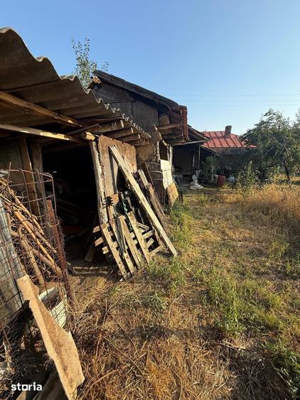 Casă cu 2 camere cu Teren 1029 Mp în Răsuceni