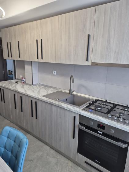 Apartament cu 2 camere decomandat în Florești
