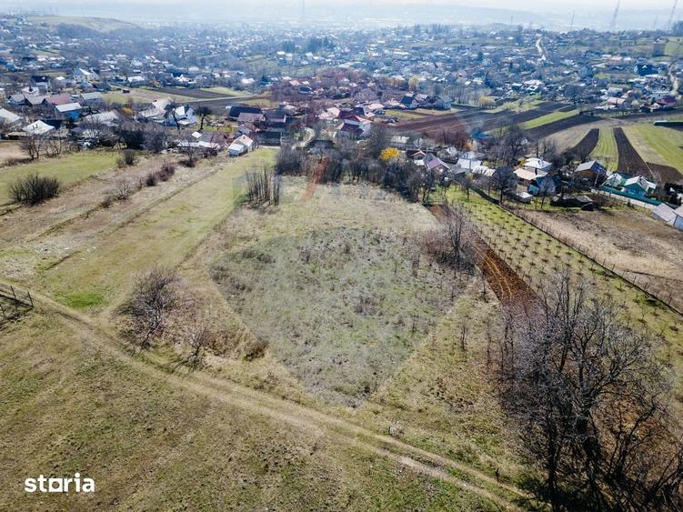 Teren de 3800 mp, în Burdujeni