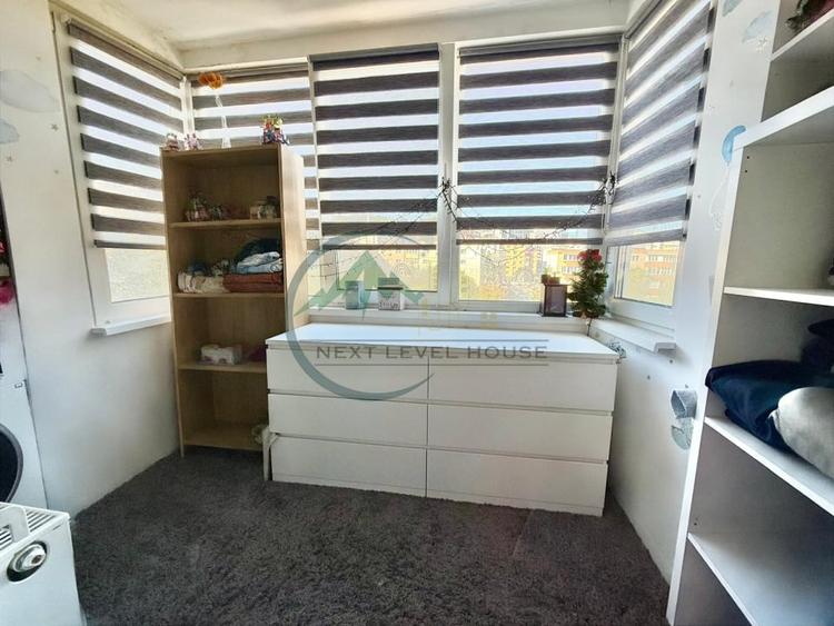 Apartament cu 3 camere decomandat, mobilat în Astra