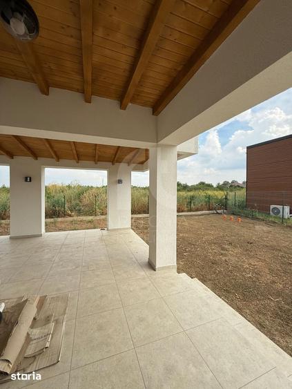 Casă cu 4 camere cu Teren 750 Mp în Vernești