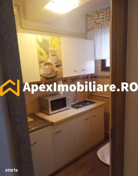 Garsonieră semidecomandată în Sala Palatului