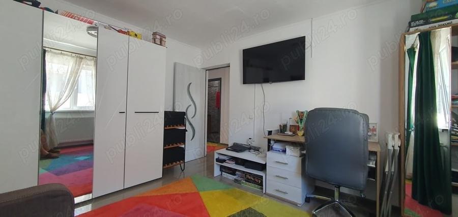 Casă cu 3 camere cu Teren 350 Mp în Borăscu