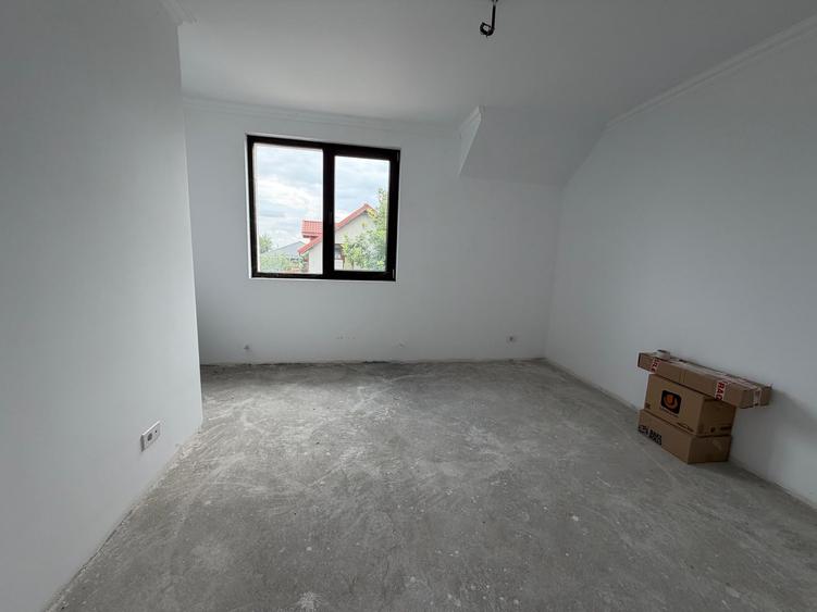Duplex cu 3 camere cu Canalizare în Buftea