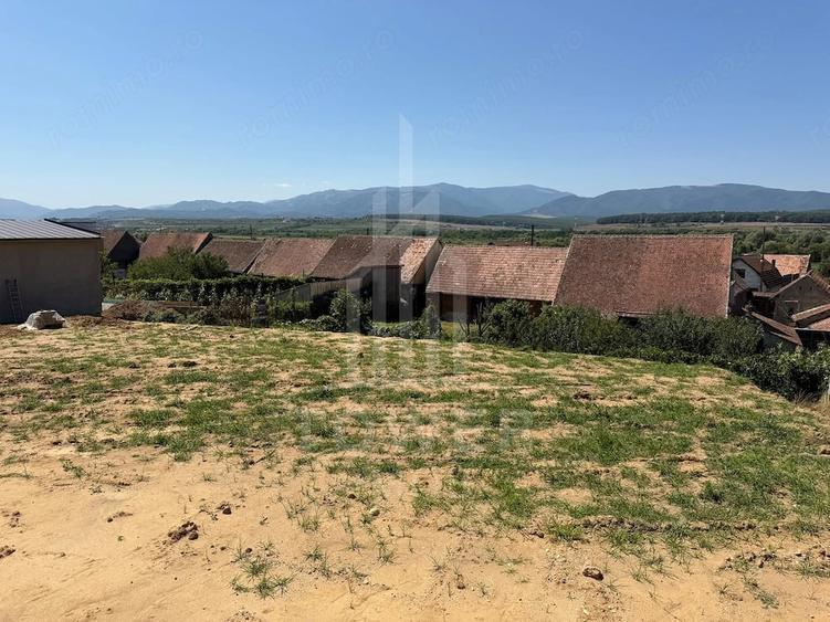 Teren de 604 mp, în Mohu