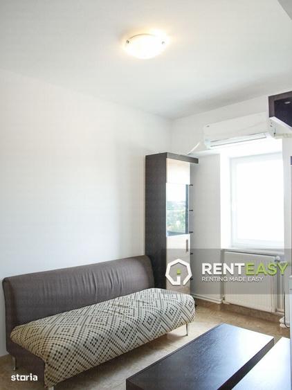 Apartament cu 3 camere decomandat în Independenței