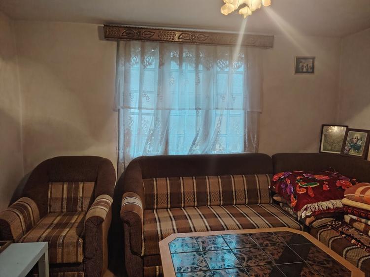Casă cu 4 camere în Brebu