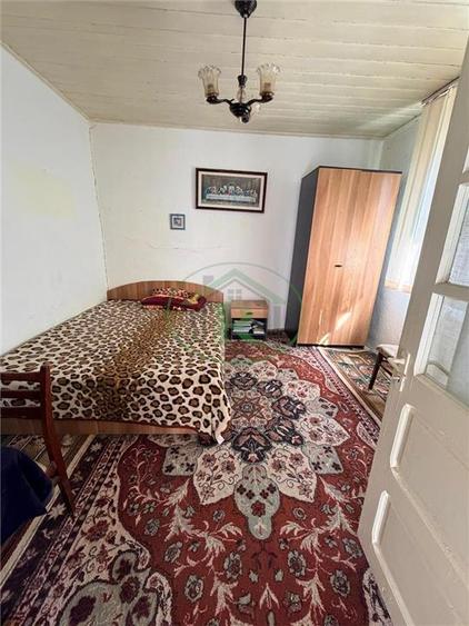 Casă cu 3 camere cu Teren 1641 Mp în Central