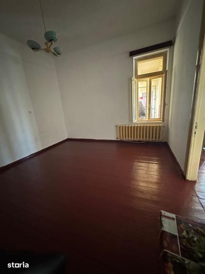 Apartament cu 3 camere în Ultracentral