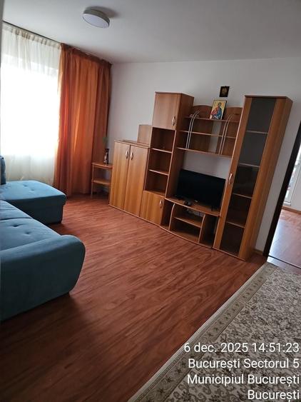 Apartament cu 2 camere semidecomandat în Ferentari