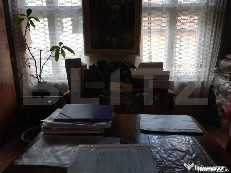 Casă cu 5 camere cu Teren 843 Mp în Schei