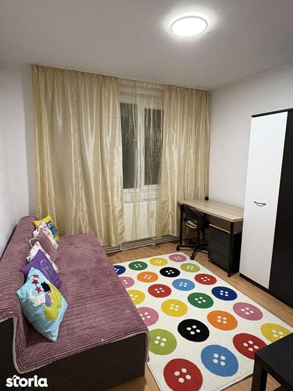 Apartament cu 3 camere decomandat, mobilat în Apărătorii Patriei