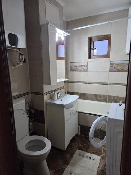 Apartament cu 2 camere decomandat în Titulescu