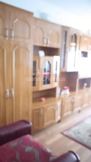 Proprietar inchiriez apartament 2camere decomandate