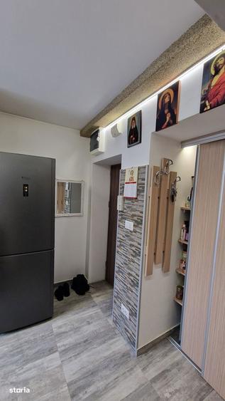 Apartament cu 2 camere semidecomandat în Titan