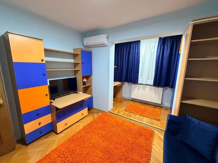 Apartament cu 3 camere în Central