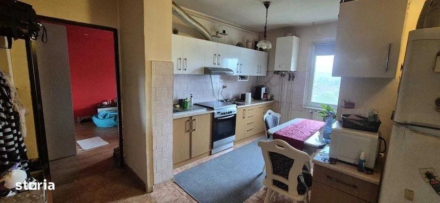Apartament cu 2 camere decomandat în Remetea
