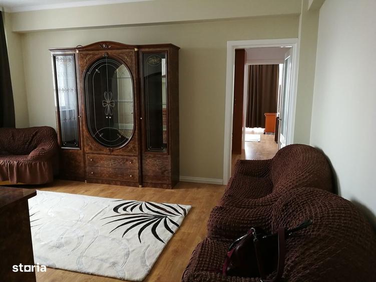 Apartament cu 2 camere semidecomandat în Central
