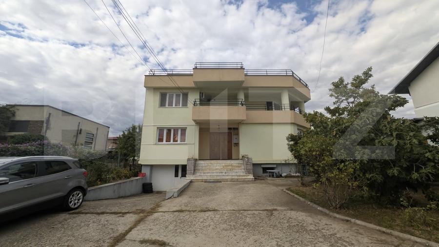 Casă individuală cu 10 camere cu Canalizare în Ana Ipătescu