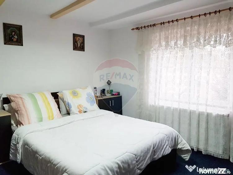 Casă cu 6 camere cu Teren 1453 Mp în Mâsca