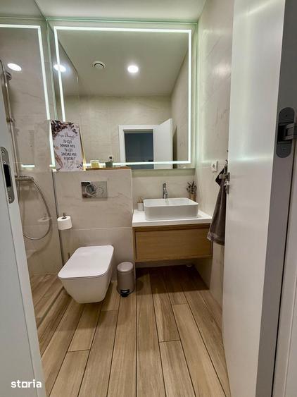 Casă cu 7 camere cu Canalizare în Vultureni