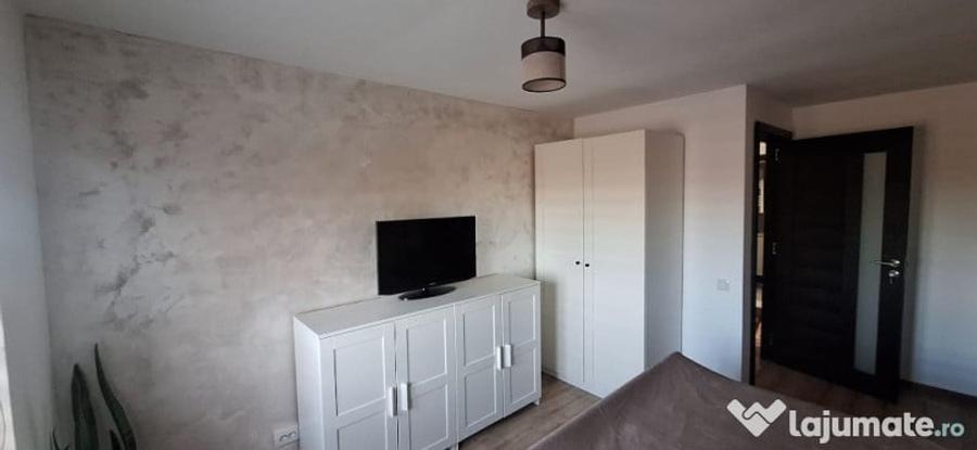 Casă cu 4 camere cu Teren 412 Mp în Măgurele