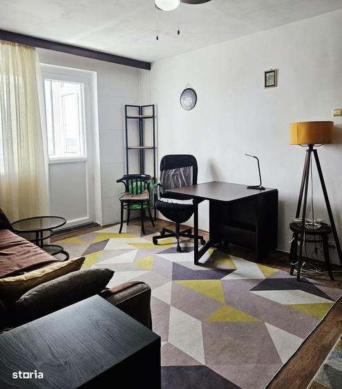 Apartament cu 3 camere în Berceni