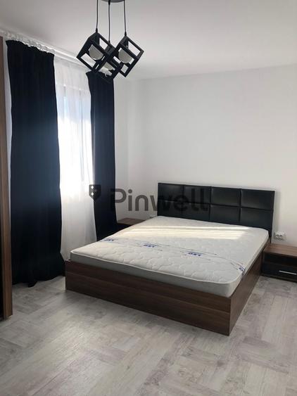 Apartament cu 3 camere decomandat, mobilat în Central