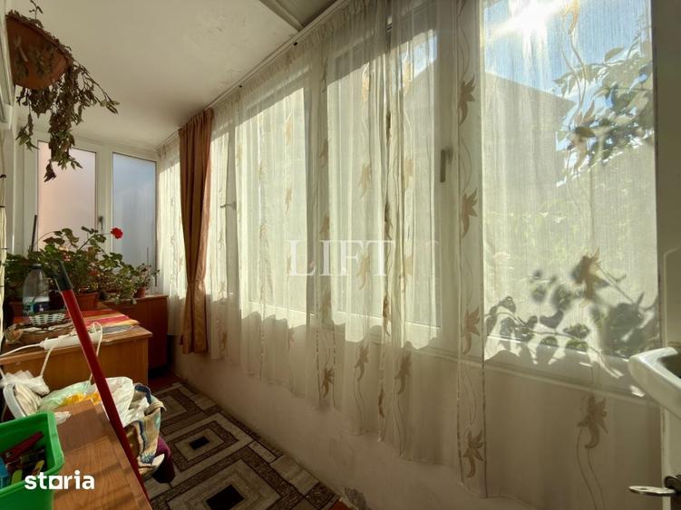 Apartament cu 2 camere semidecomandat în Florilor — fotografia 3