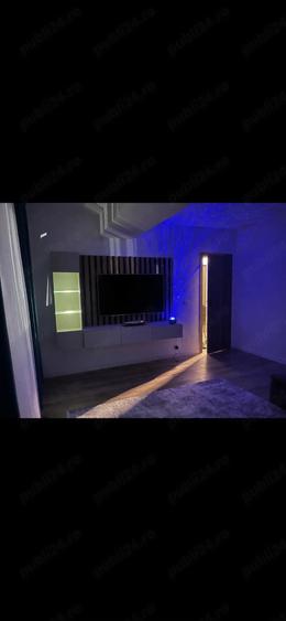 Apartament cu 2 camere decomandat în 1 Mai