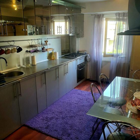 Apartament cu 3 camere decomandat în Nord