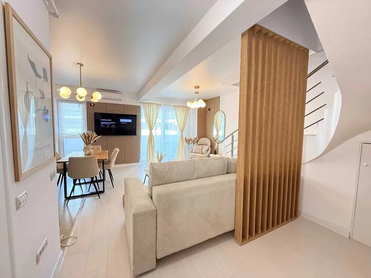 Apartament cu 3 camere decomandat, mobilat în Viilor