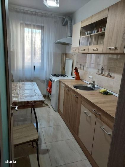 Apartament cu 2 camere decomandat în Universității