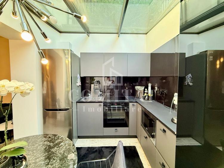 Apartament cu 2 camere semidecomandat, mobilat în Gruia