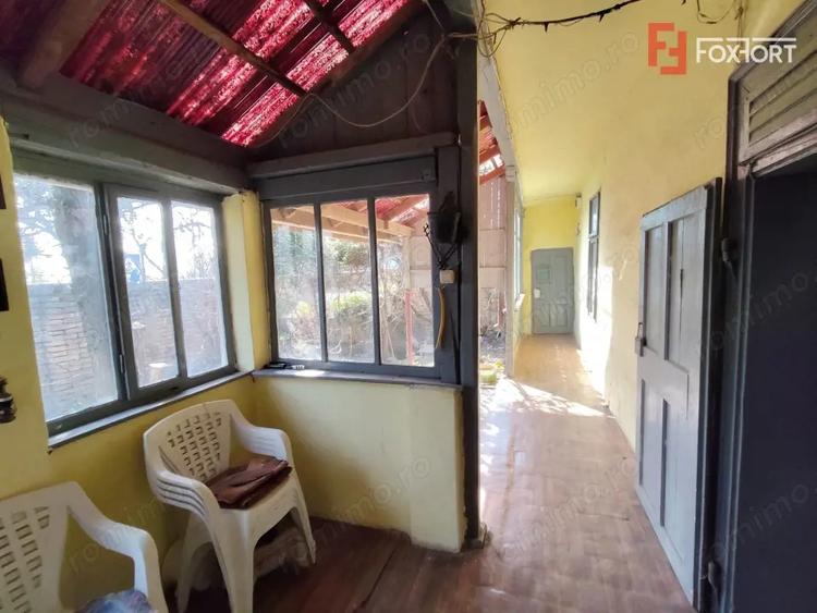 Casa cu 3 camere de vanzare in Jimbolia, teren pe colt - 12