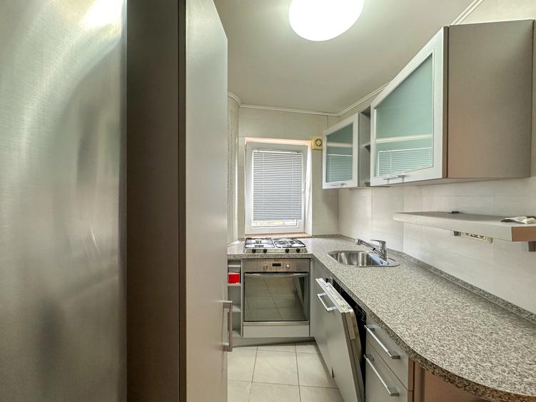 Apartament cu 2 camere semidecomandat în Calea Plevnei