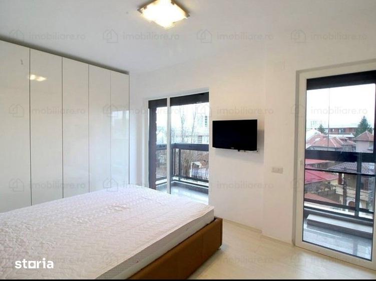 Apartament cu 3 camere, mobilat în Bucureștii Noi